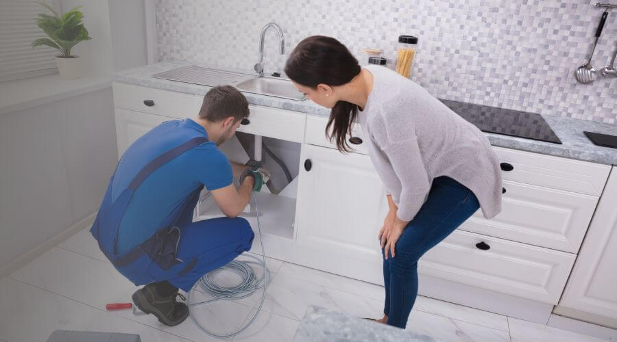 Expert burst pipe repair services in Lonsdale, AR